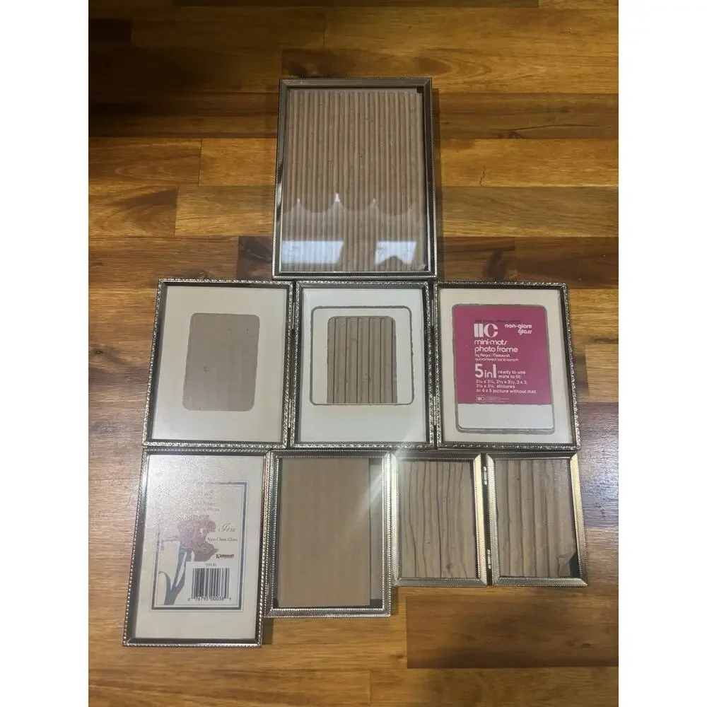 Vintage-style gold-toned metal picture frames In Various Sizes #322